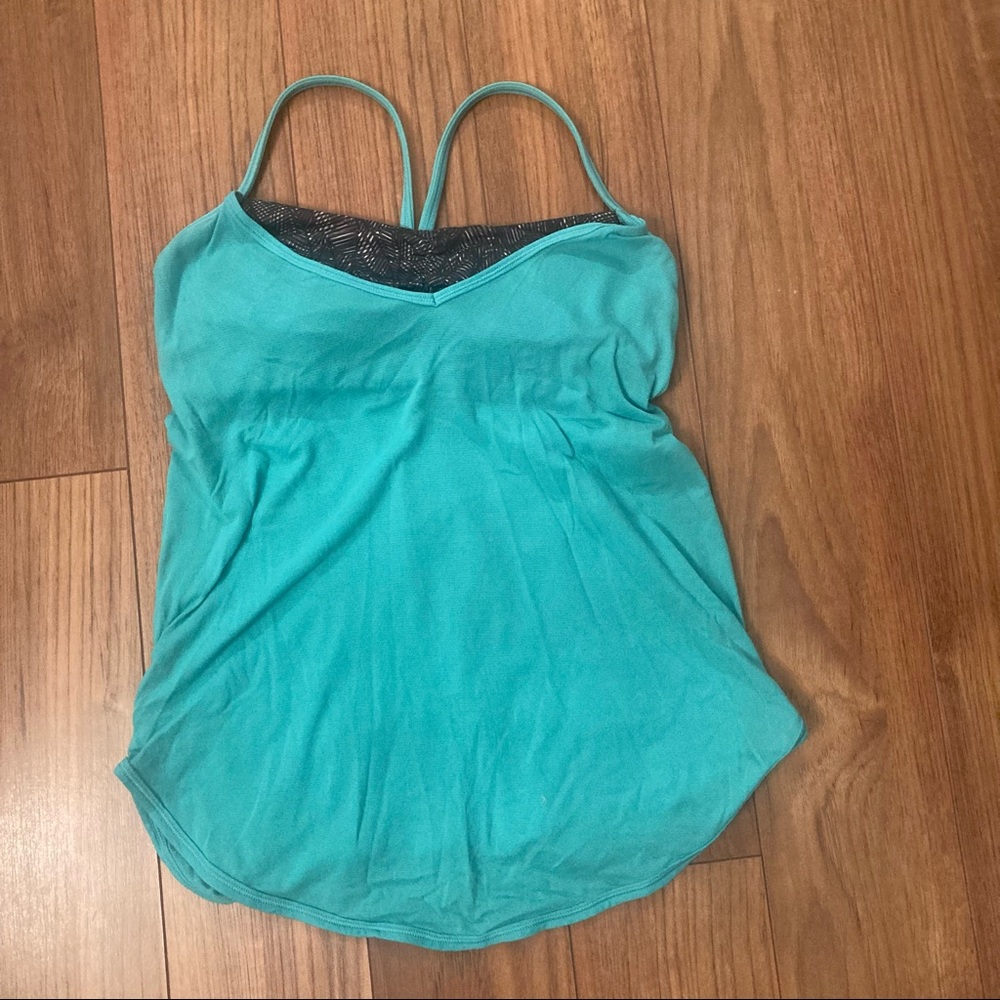 Lululemon top